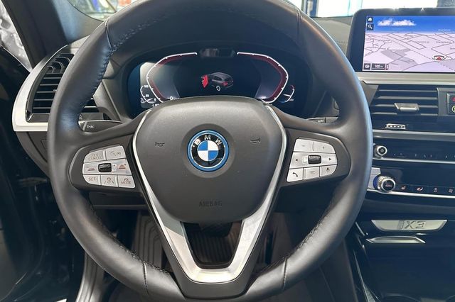 2021 BMW IX3 - 10