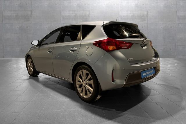 2015 TOYOTA AURIS - 3