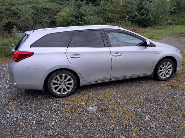 SB1ZS3JEX0E160858 2015 TOYOTA AURIS-4