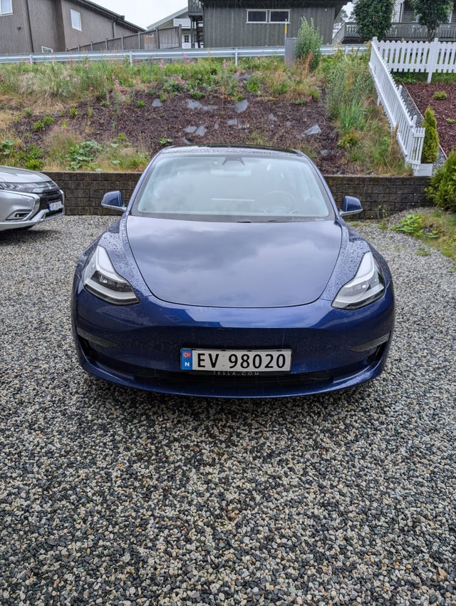 5YJ3E7EB7KF382758 2019 TESLA MODEL 3-0