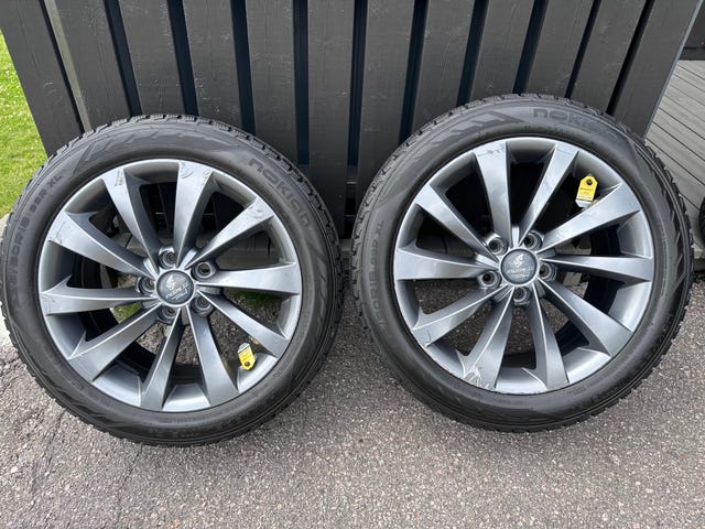 2019 TESLA MODEL 3 - 42
