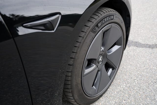 2021 TESLA MODEL 3 - 10