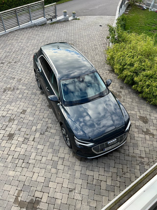 WAUZZZGE3MB013948 2021 AUDI E-TRON-5