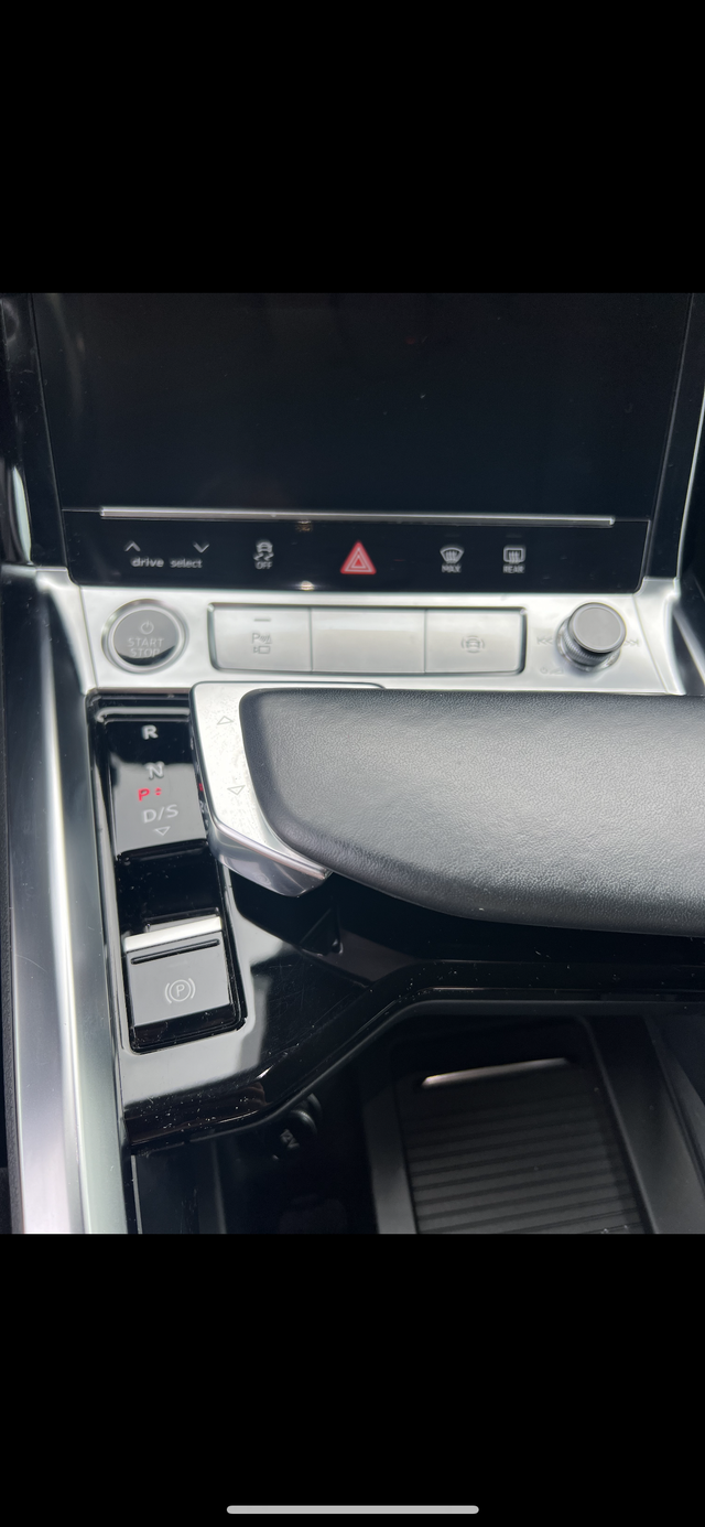 2021 AUDI E-TRON - 12