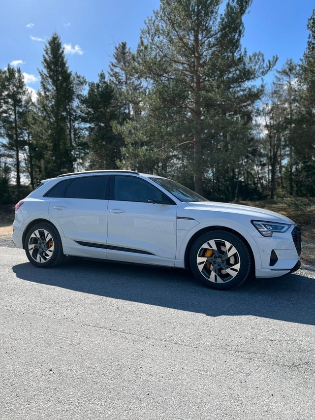 2020 AUDI E-TRON - 33