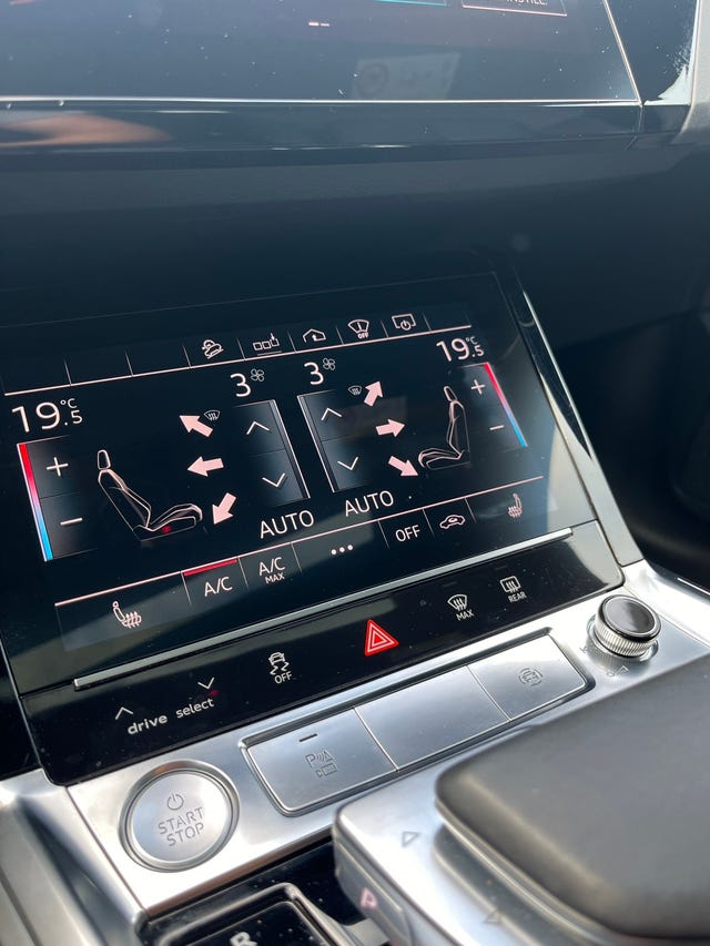 2020 AUDI E-TRON - 18