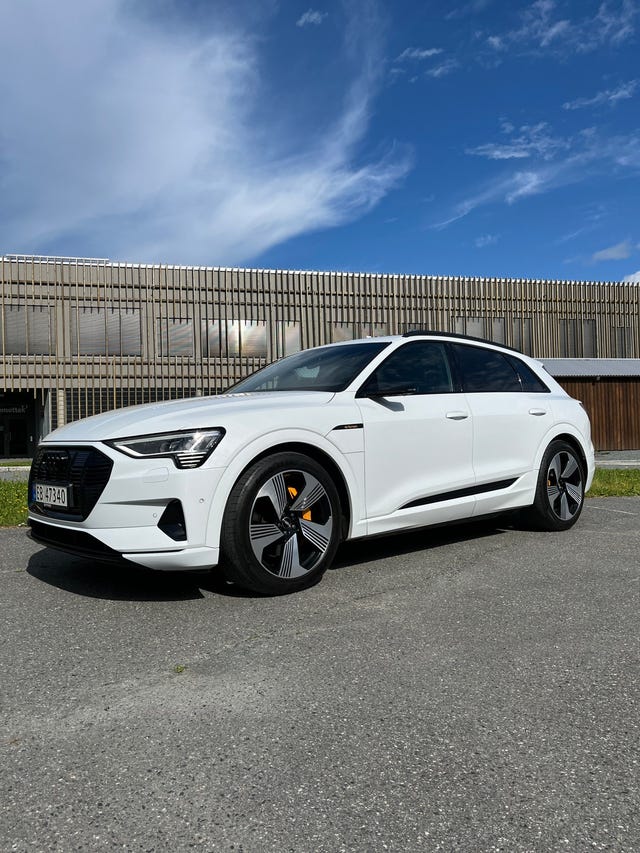 WAUZZZGE9LB009014 2020 AUDI E-TRON-0