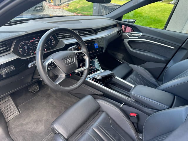2021 AUDI E-TRON - 14