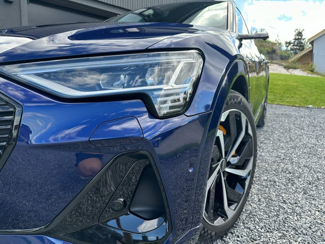 2021 AUDI E-TRON - 12