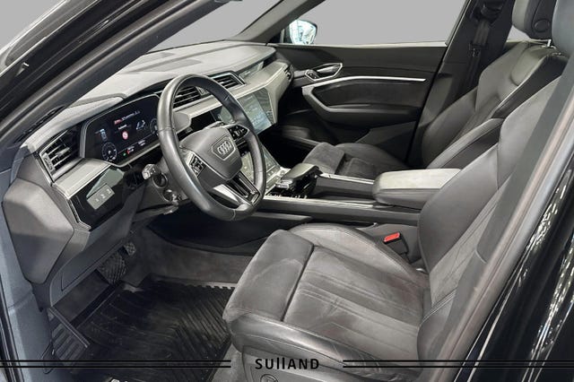 2021 AUDI E-TRON - 10