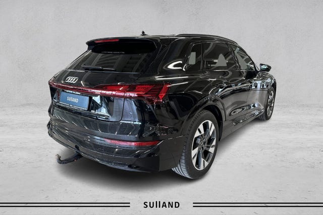 WAUZZZGE1MB022860 2021 AUDI E-TRON-4