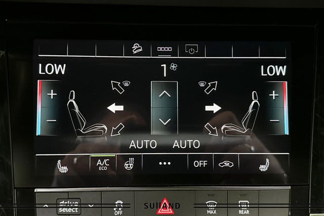 2021 AUDI E-TRON - 33