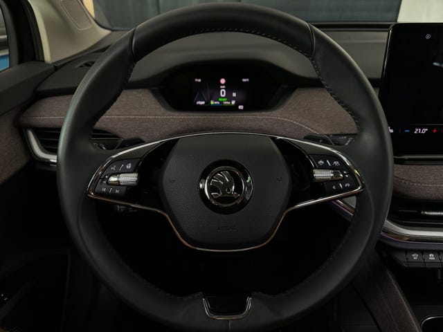 2021 SKODA ENYAQ - 27