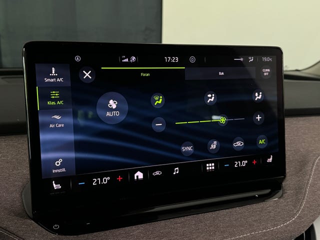 2021 SKODA ENYAQ - 31