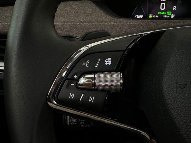 2021 SKODA ENYAQ - 28