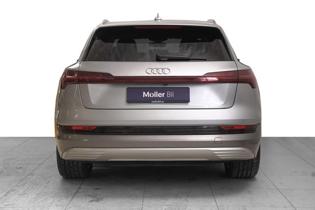 WAUZZZGE6MB002832 2021 AUDI E-TRON-4