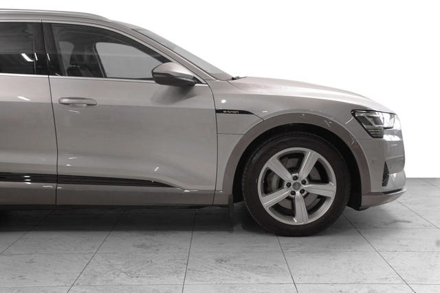 2021 AUDI E-TRON - 8