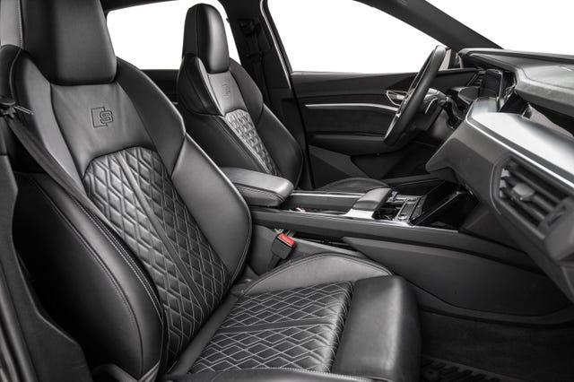 2021 AUDI E-TRON - 29