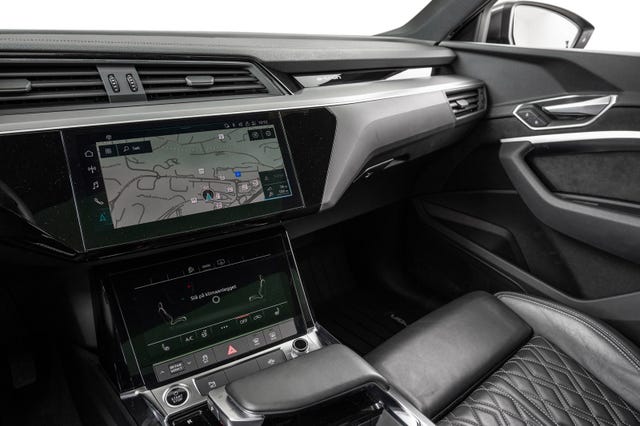 2021 AUDI E-TRON - 17