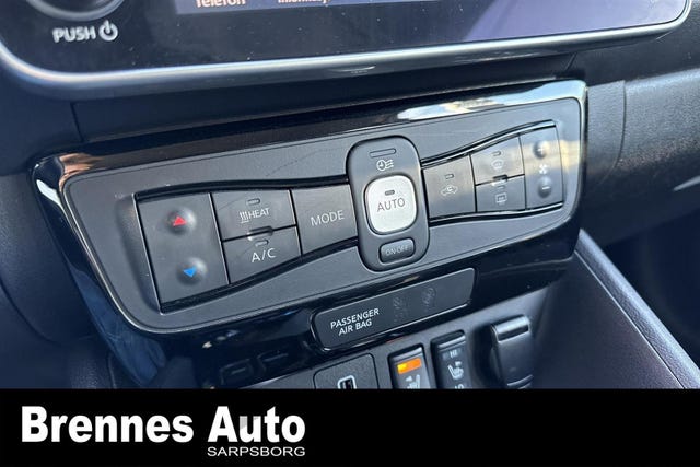 2020 NISSAN LEAF - 16