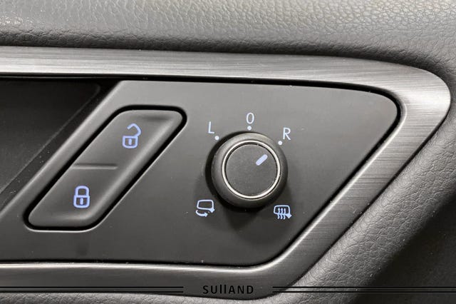 2018 VOLKSWAGEN GOLF - 23