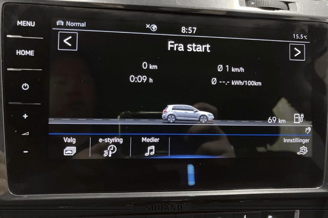 2018 VOLKSWAGEN GOLF - 32