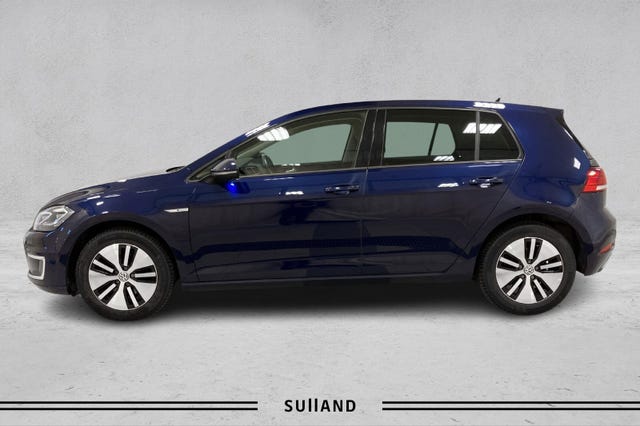 WVWZZZAUZJ8900884 2018 VOLKSWAGEN GOLF-4