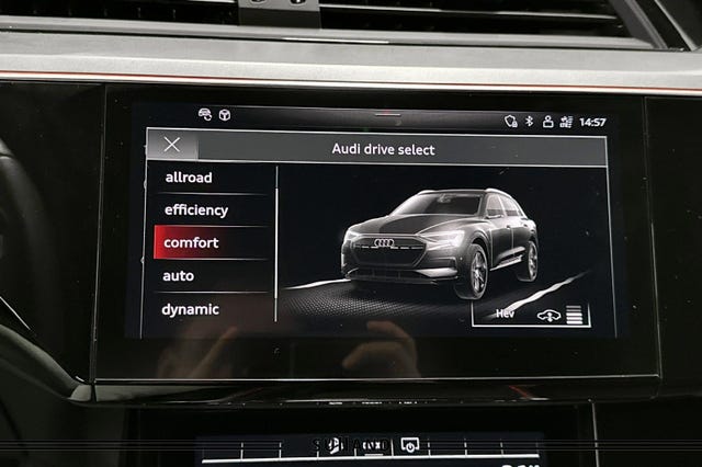 2021 AUDI E-TRON - 27