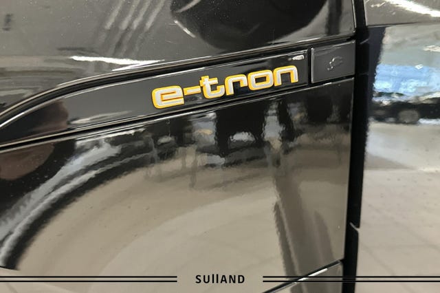 2021 AUDI E-TRON - 32