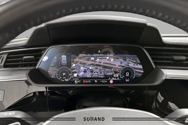 2021 AUDI E-TRON - 12