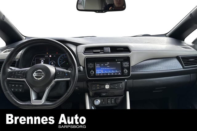 2018 NISSAN LEAF - 11