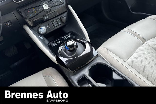 2018 NISSAN LEAF - 17