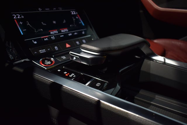 2021 AUDI E-TRON - 23