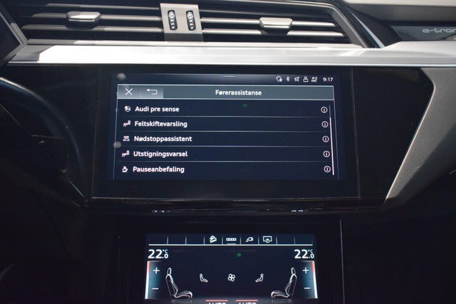 2021 AUDI E-TRON - 21