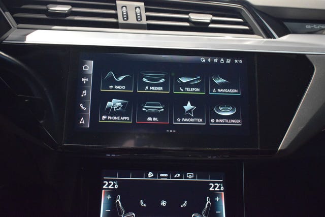 2021 AUDI E-TRON - 16