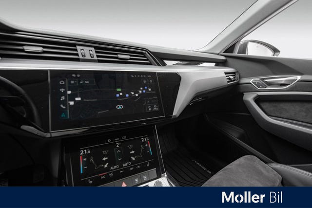 WAUZZZGE8MB032351 2021 AUDI E-TRON-3