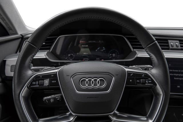 2021 AUDI E-TRON - 16