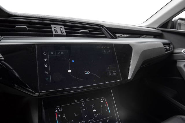 2021 AUDI E-TRON - 19