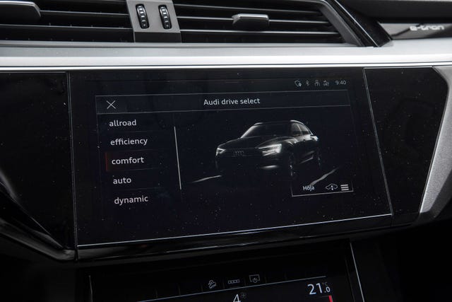2021 AUDI E-TRON - 23
