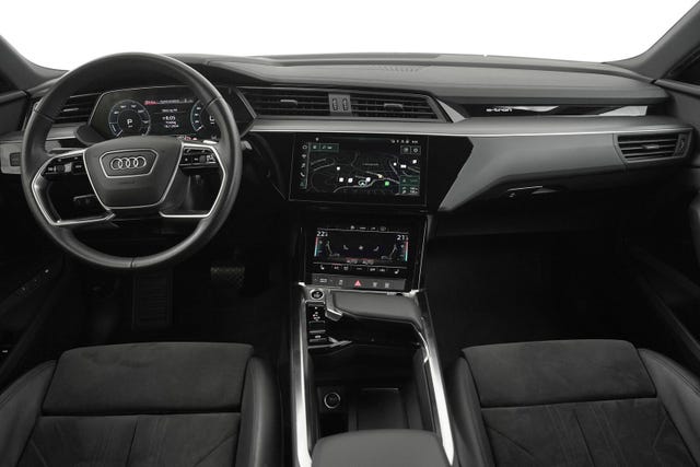 2021 AUDI E-TRON - 10