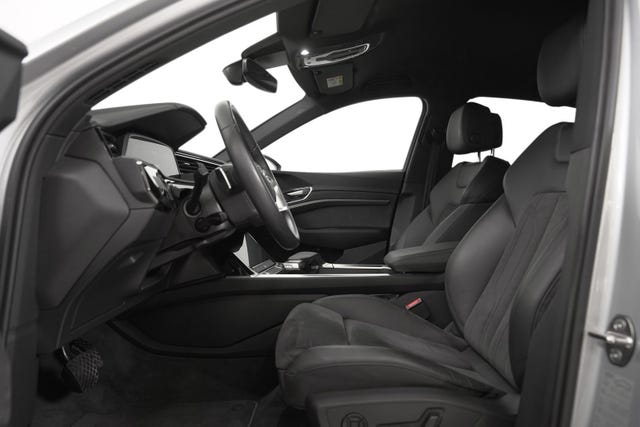 2021 AUDI E-TRON - 14