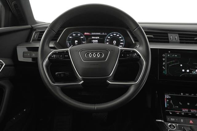 2021 AUDI E-TRON - 11