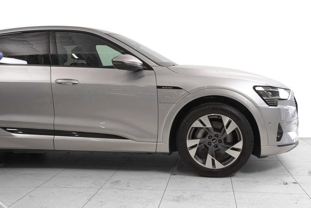 2021 AUDI E-TRON - 8