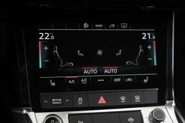 2021 AUDI E-TRON - 23