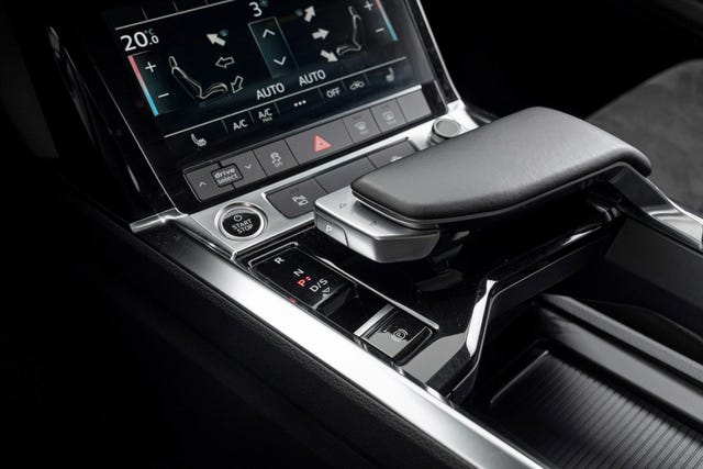 2021 AUDI E-TRON - 17