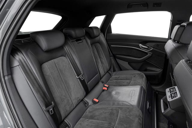 2021 AUDI E-TRON - 28