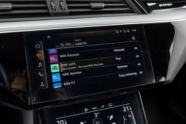 2021 AUDI E-TRON - 22