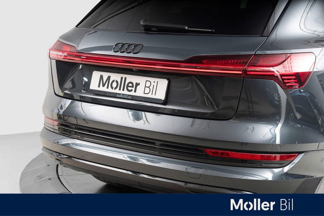 WAUZZZGE0MB026897 2021 AUDI E-TRON-3