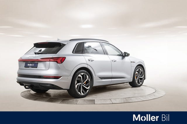 WAUZZZGEXMB002140 2021 AUDI E-TRON-4