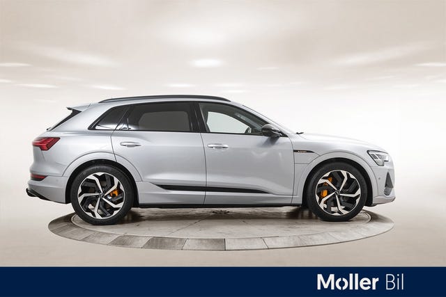 WAUZZZGEXMB002140 2021 AUDI E-TRON-5